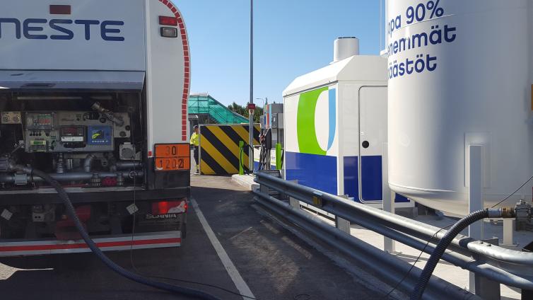 Biodiesel-pumppu Helsinki-Vantaalla