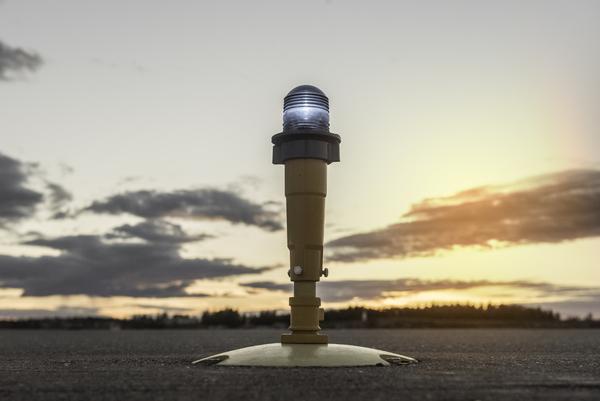 Kiitotievalo Helsinki-Vantaan lentoasemalla