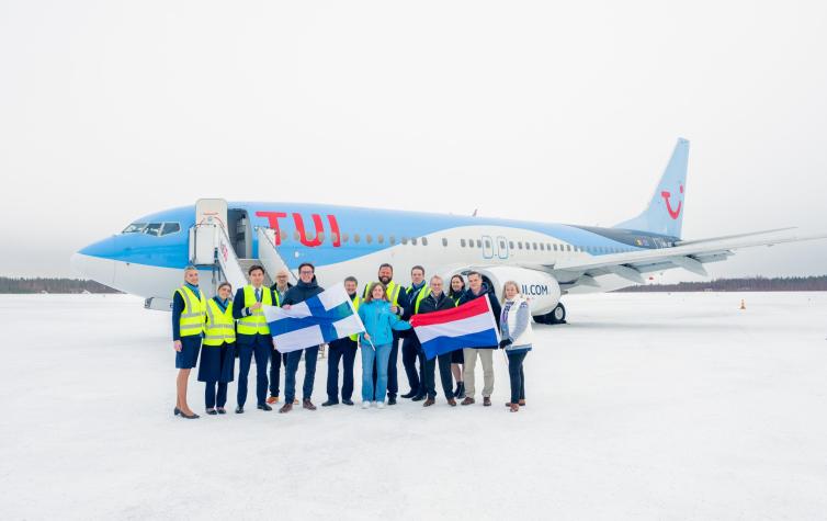 TUIn reittiavajaiset Kajaanin lentoasemalla