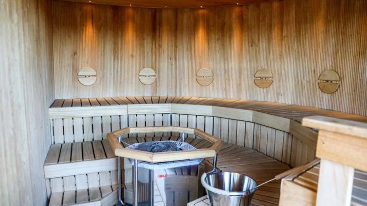 Saunaosasto Wingissä