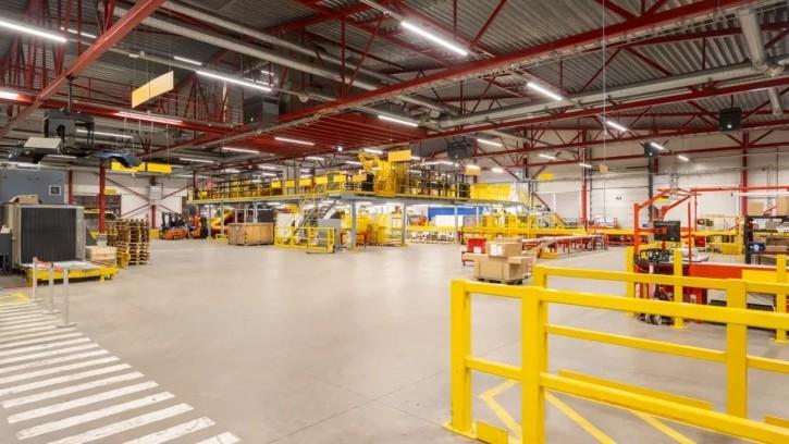 Tullimiehentie logistiikkatila