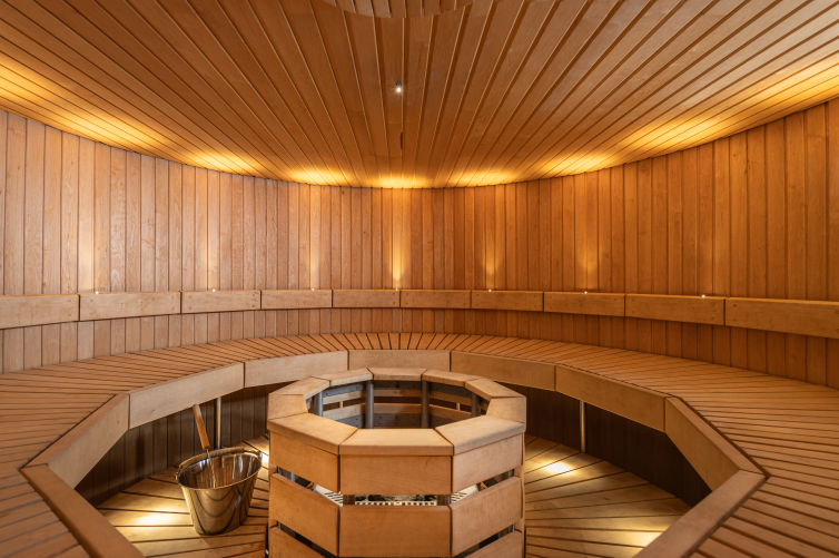 Tullimiehentie 10, sauna