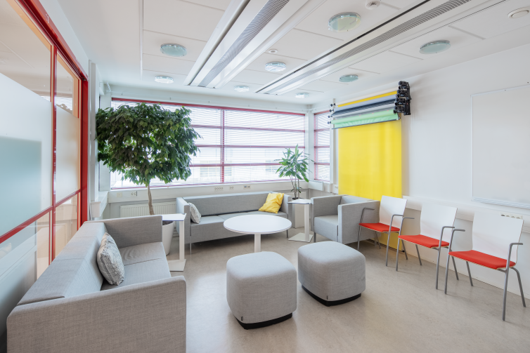 Toimistotila: Tullimiehentie 10