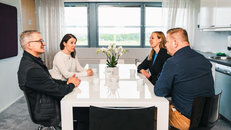 Saunaosasto, Wing: keittiö