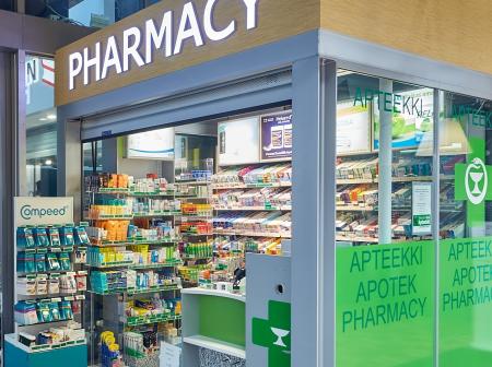 Front of the pharmacy at the airport