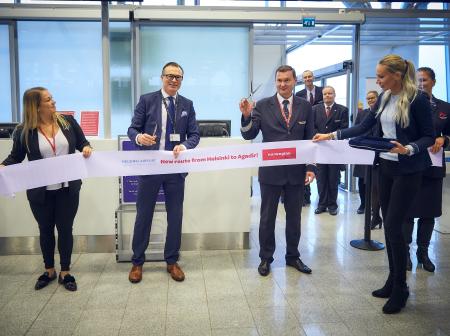 Helsinki-Vantaalla juhlittiin Norwegianin reittiavauksia Tel Aviviin ja Agadiriin 