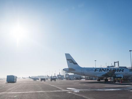 Lentokoneita asematasolla.