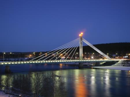 Jätkänkynttilä-silta Rovaniemellä. 