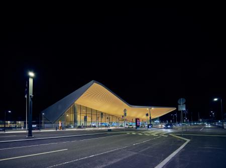 Helsinki Airport Dark