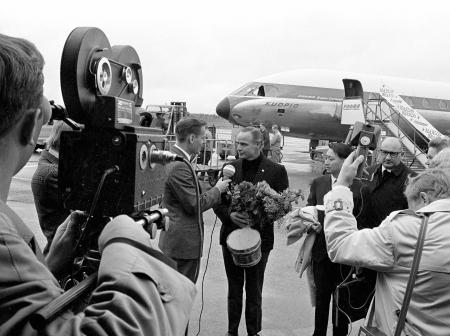 Marlon Brando is interviewed by the press at Helsinki Airport in 1967.