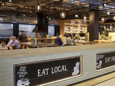 Restaurant front of Helsinki Market.