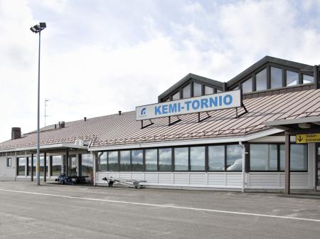 Kemi-Tornio lentoaseman julkisivu.