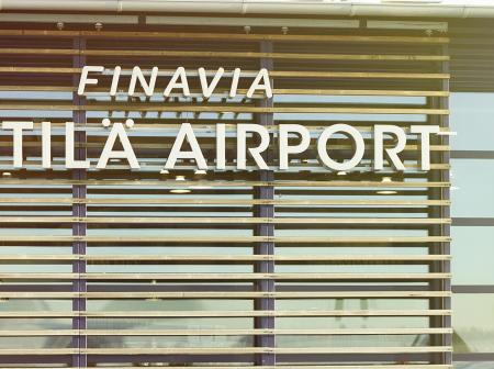 Kittilä lentoaseman julkisivua.