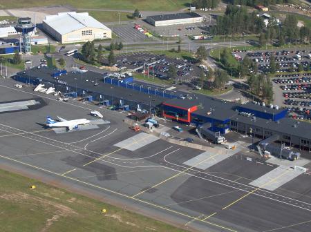Ilmakuva Oulun lentokentästä.