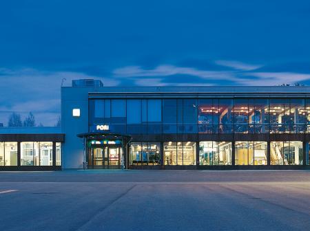 Kuva Portin lentoasemasta.