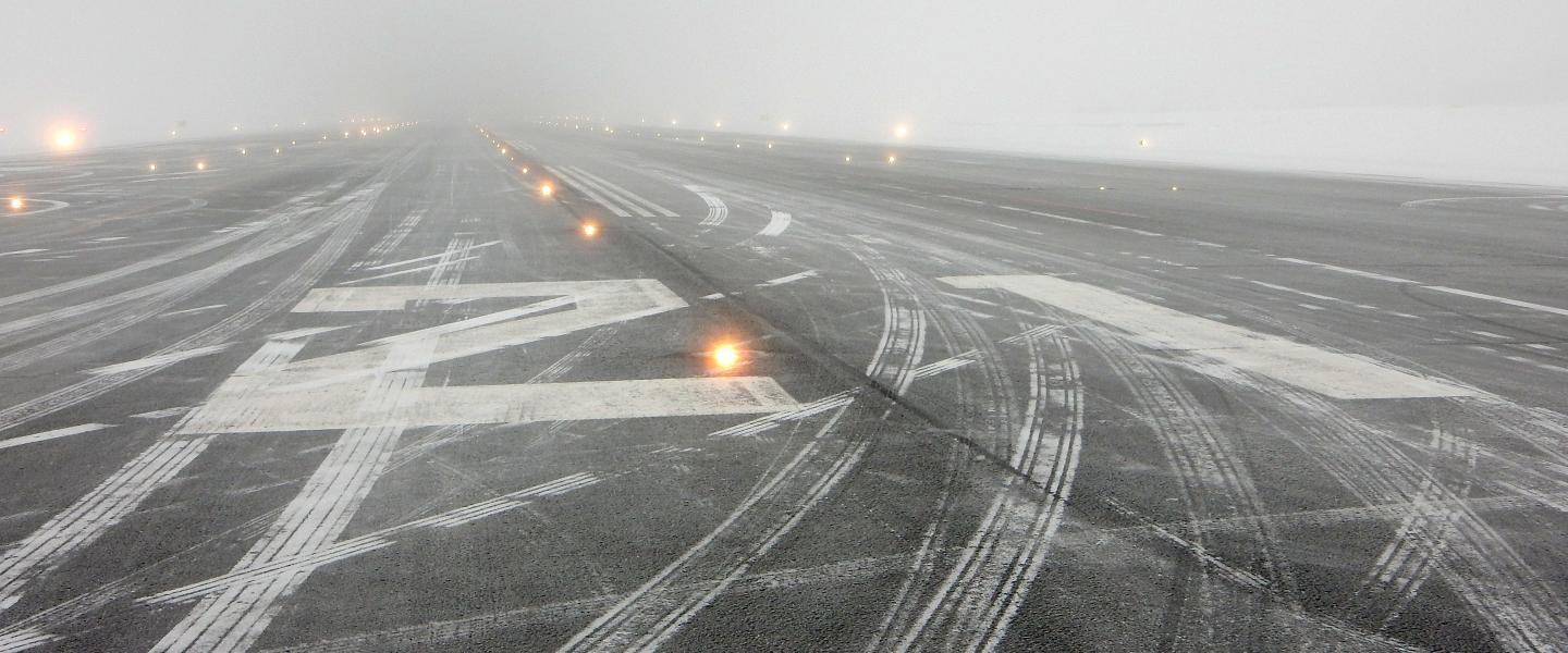 Runway in vinter