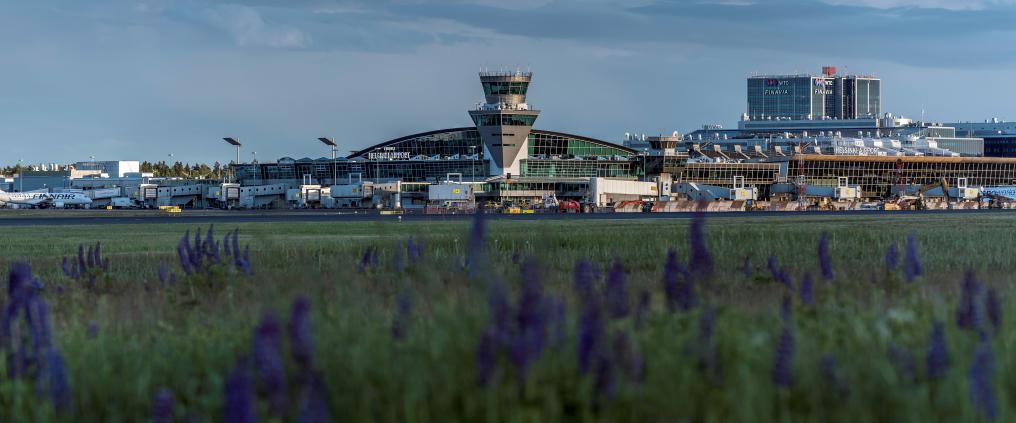 Helsinki Airport terminal from apron
