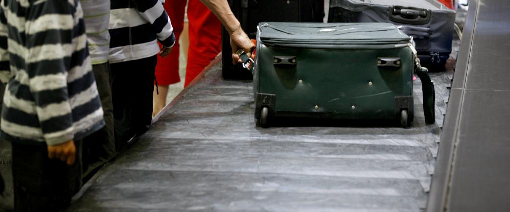 Passengers and baggage claim at Helsinki Airport