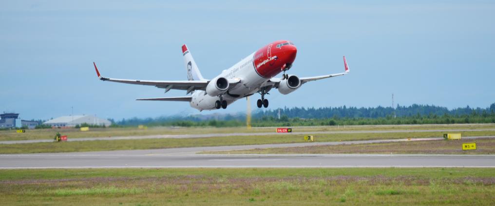Norwegian's airplane departures Helsinki Airport