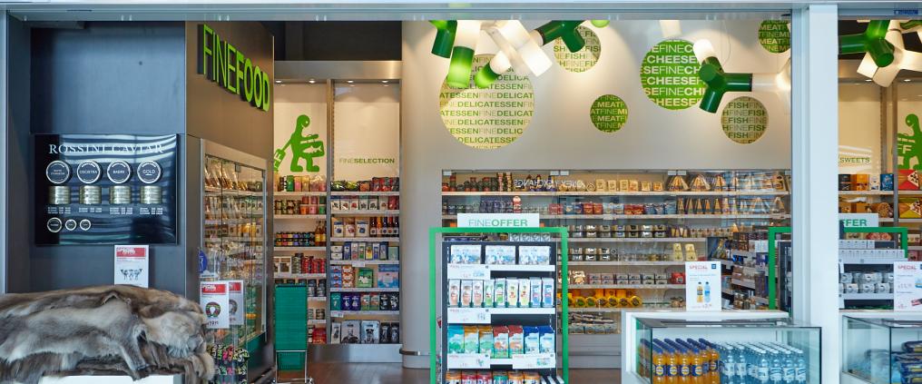 Fine food -myymälä edestäpäin kuvattuna