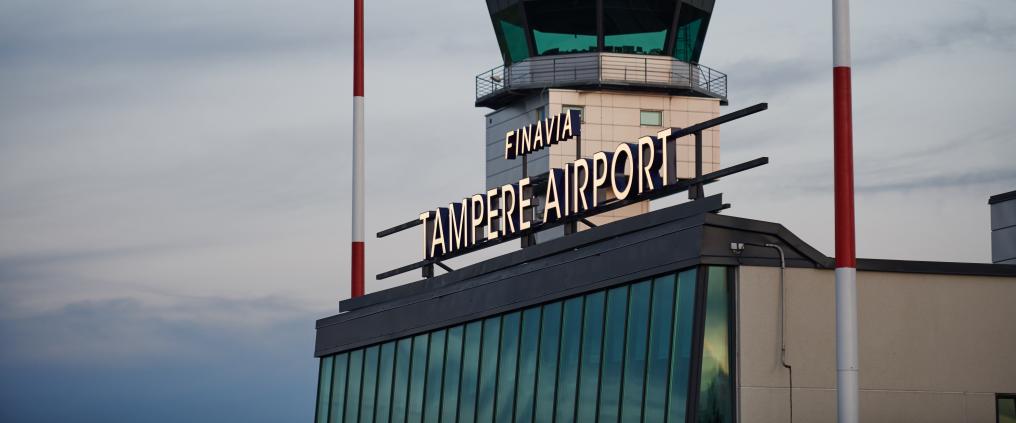 A picture of the front of Tampere-Pirkkala Airport