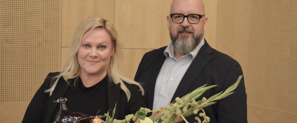Kuvassa Mari Nurminen ja Jani Jolkkonen.