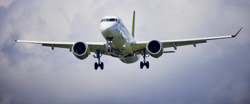 Air Baltic lentokone taivaalla