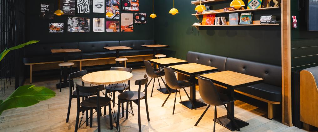 Dinner District -ravintolan sisätilat