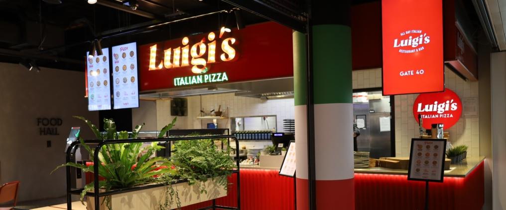 Luigi's Italian Pizza tuloaulassa.