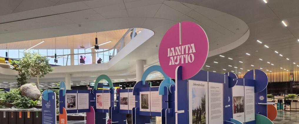 Valokuvanäyttely Oodi yrittäjyydelle