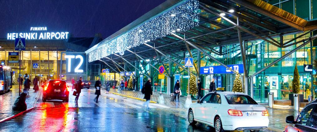 Christmas light at Helsinki-Vantaa airport.