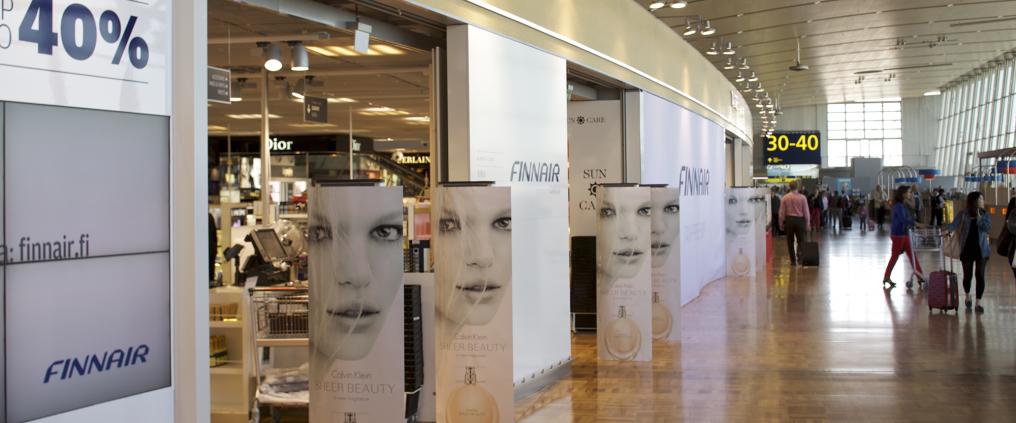 Finnair taxfree kauppa lentokentällä.