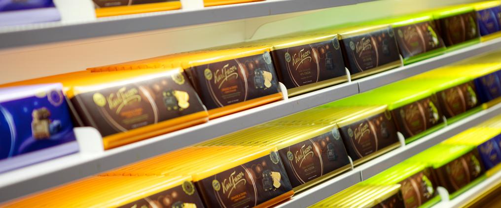 Fazer chocolate barss on shelves.