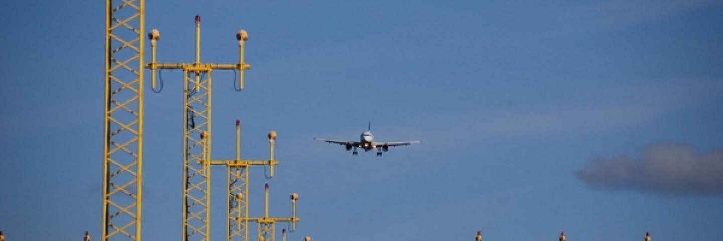 Airplane landing