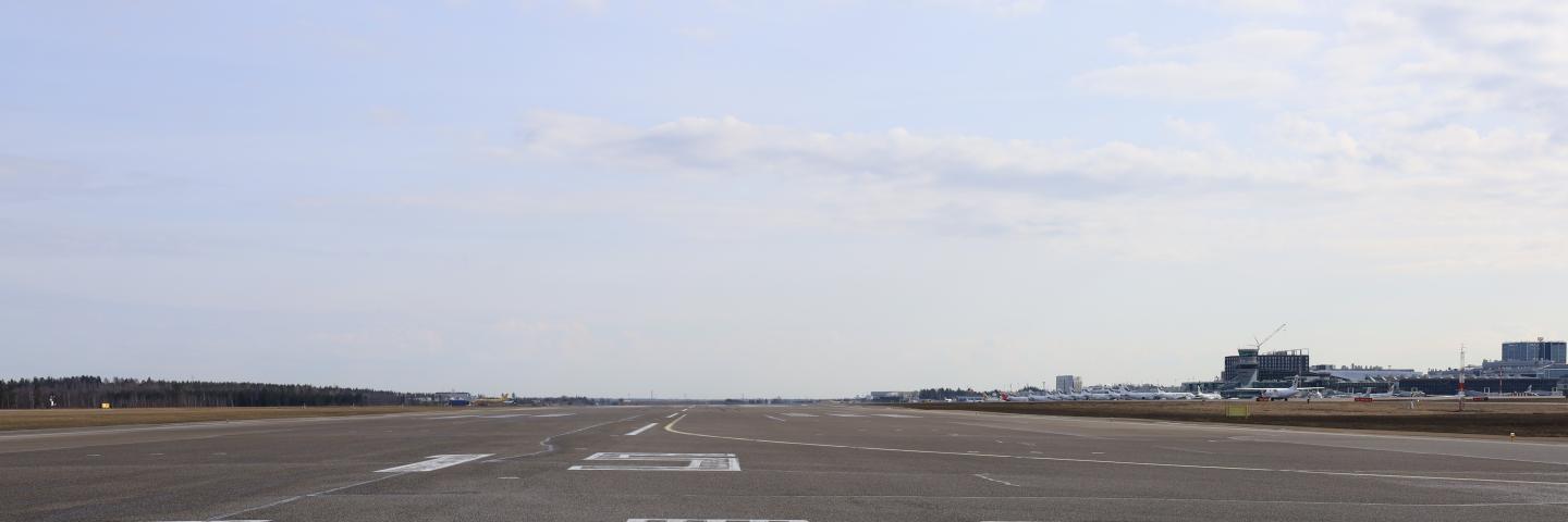 Kiitotie Helsinki-Vantaalla