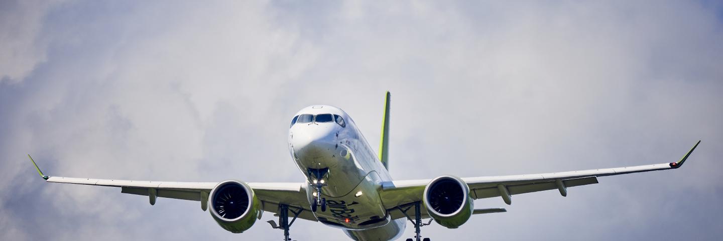Air Baltic lentokone taivaalla