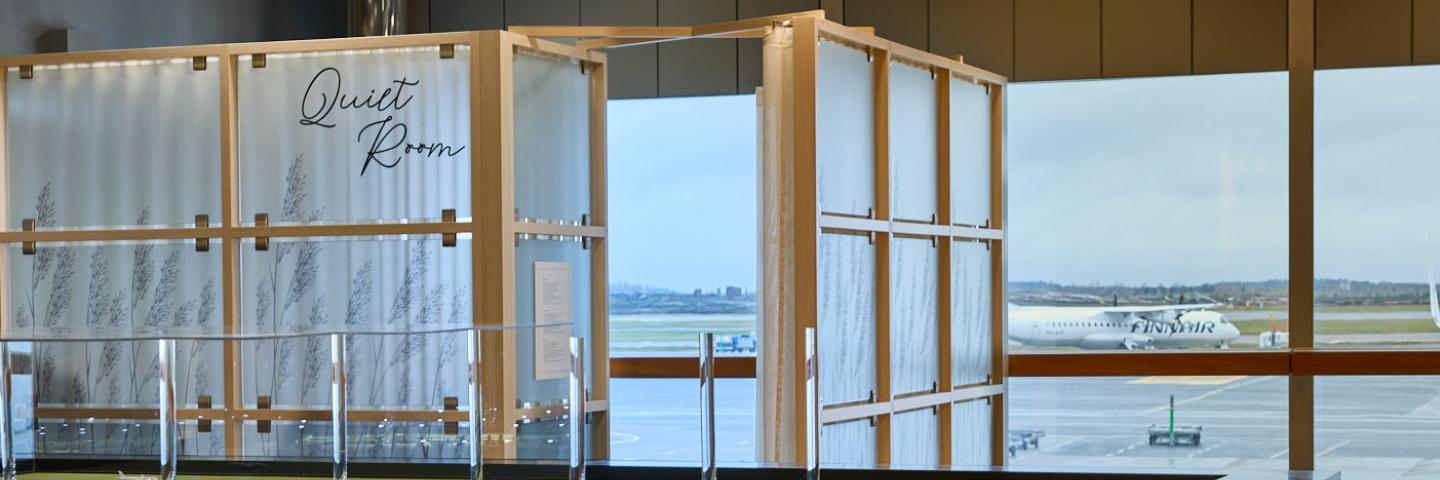 Uusi hiljainen huone Helsinki-Vantaan Schengen-alueella portin 32 läheisyydessä