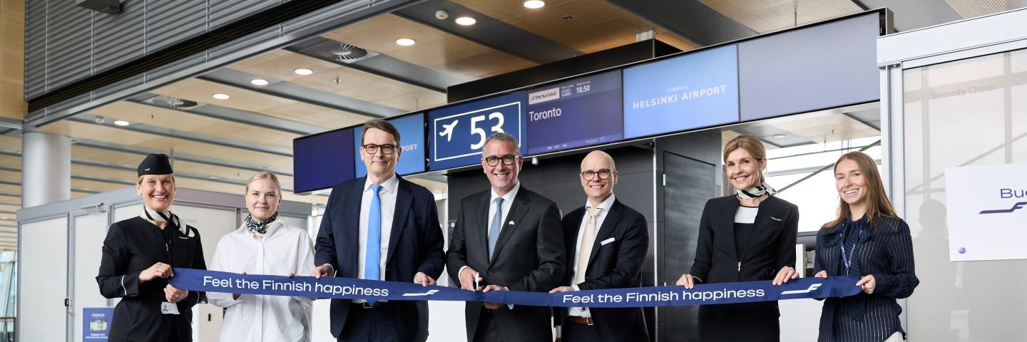 Finnairin Toronton reitin avajaiset Helsinki-Vantaalla