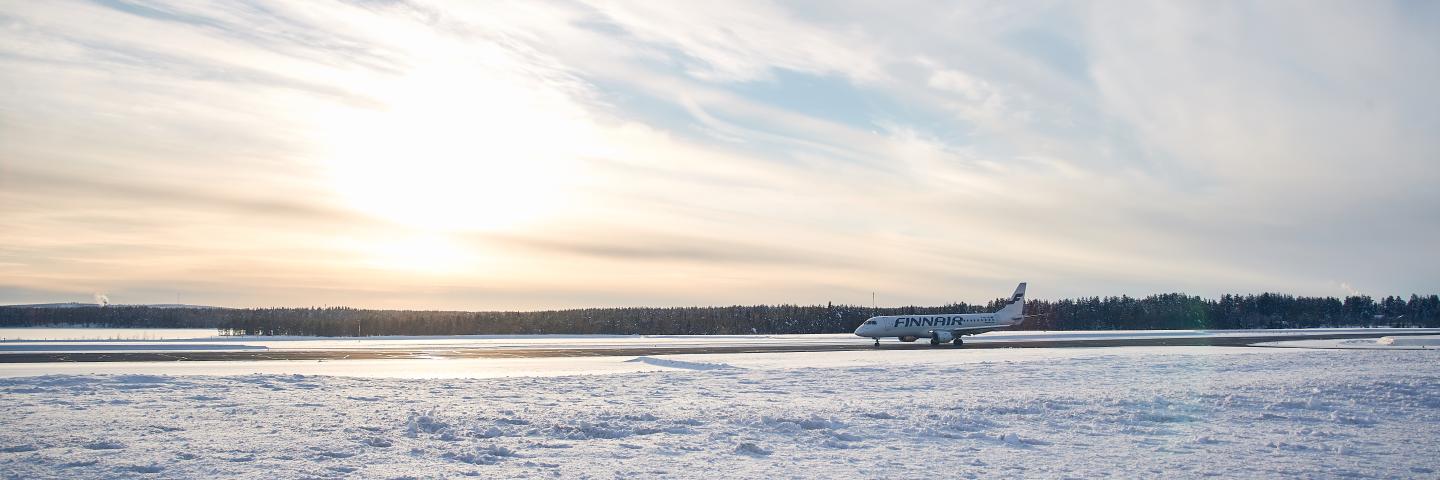 Kuusamon lentokenttä talvella
