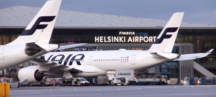 Finnairin koneet odottamassa. 