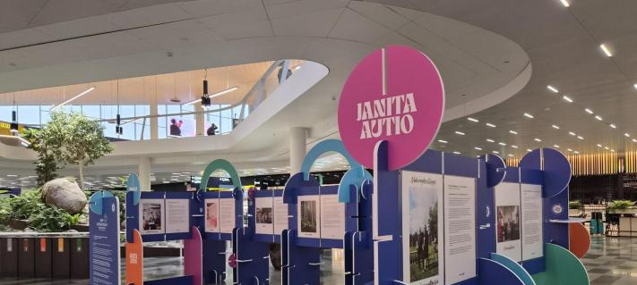 Valokuvanäyttely Oodi yrittäjyydelle